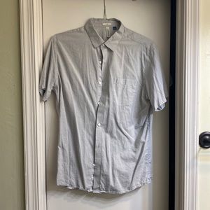 Artifact brand short sleeve men’s shirt.  Size Large slim.